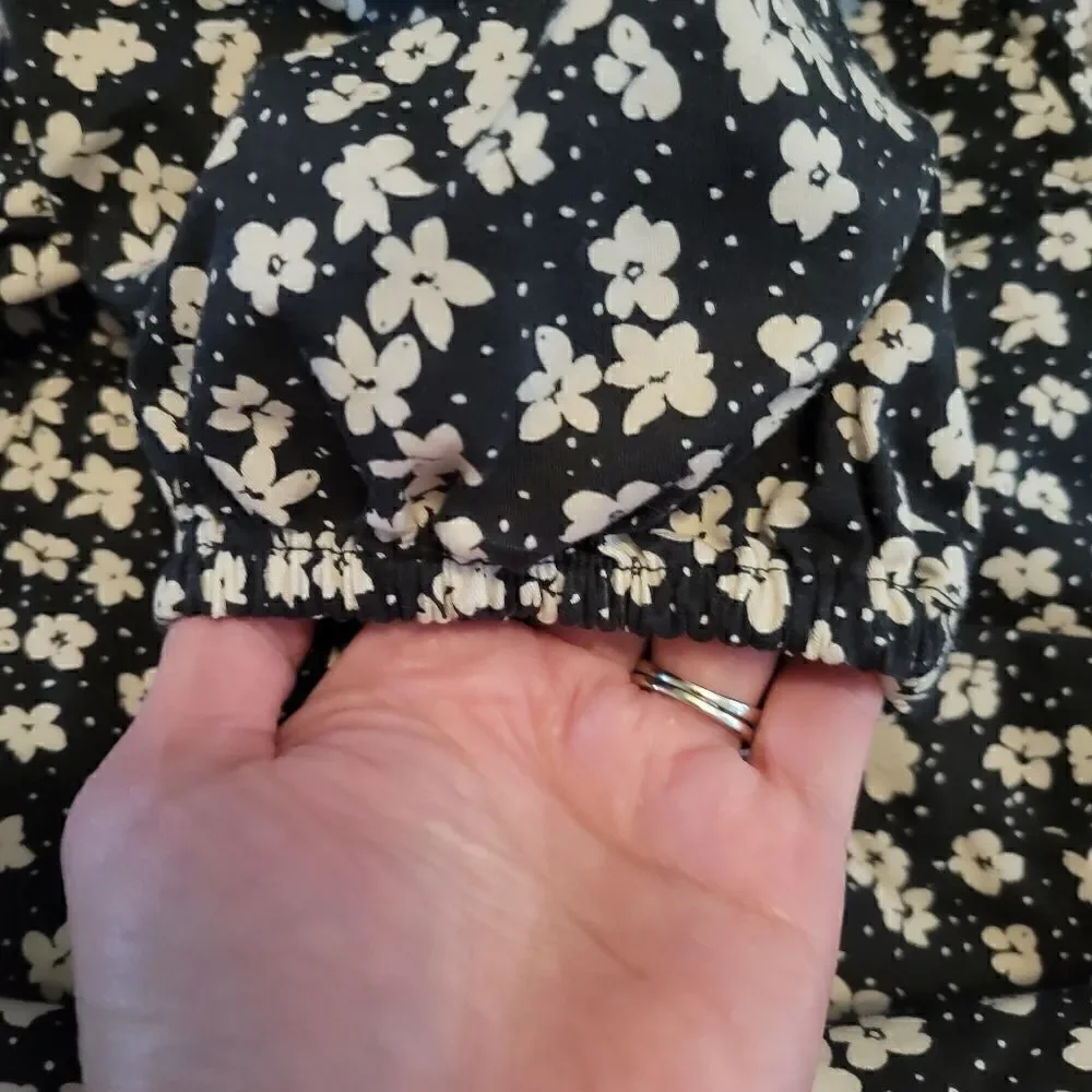 EC H&M PUFFED-SLEEVE ROMPER W/POCKETS SZ. XXS - Picture 5 of 6